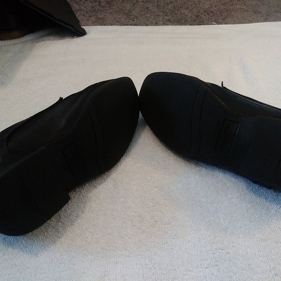 Boys Dress Shoes Black Pointed - Picture 2 of 10